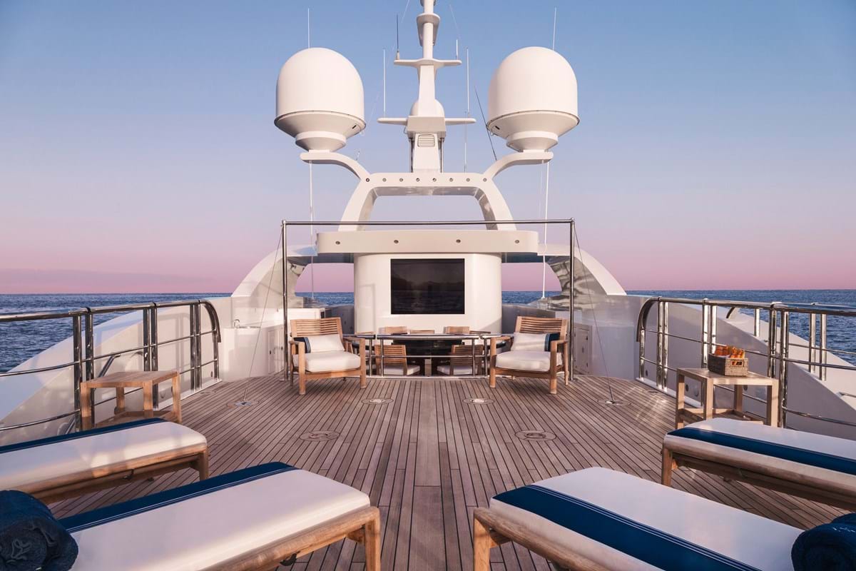 Mlkyachts MEAMINA charter a yacht MEAMINA yacht charter MEAMINA mlkyacht broker MEAMINA yacht holidays MEAMINA super yacht19 - 4 Tips To Rent A Yacht That Will Make Your Cruise The Most Enjoyable And Memorable