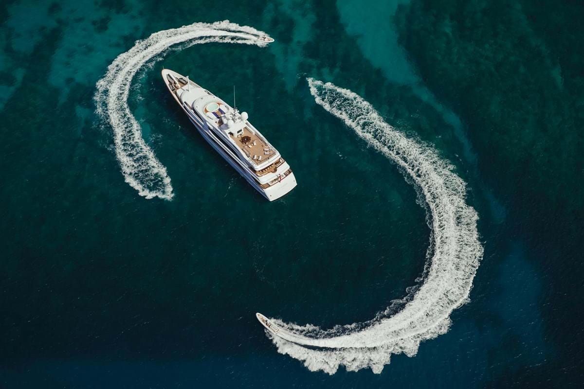 Mlkyachts MEAMINA charter a yacht MEAMINA yacht charter MEAMINA mlkyacht broker MEAMINA yacht holidays MEAMINA super yacht7 - St Vincent & the Grenadines Yacht Charter